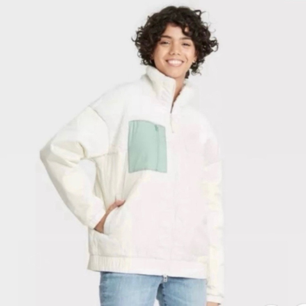 Universal Thread Size Small Lightweight Quilted Bomber Jacket Sherpa Trim NWT